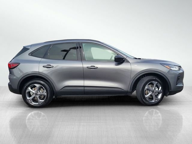 Certified 2025 Ford Escape ST-Line image 2