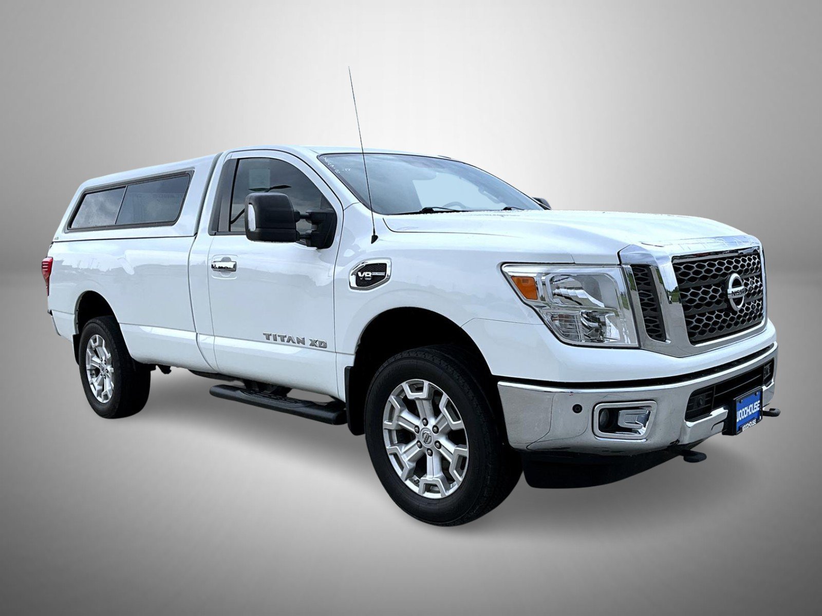 Used 2017 Nissan Titan SV AWD/4WD image 3