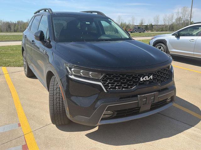 Used 2023 Kia Sorento SX Prestige image 2