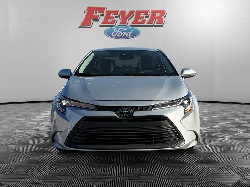 Used 2024 Toyota Corolla LE FWD image 8
