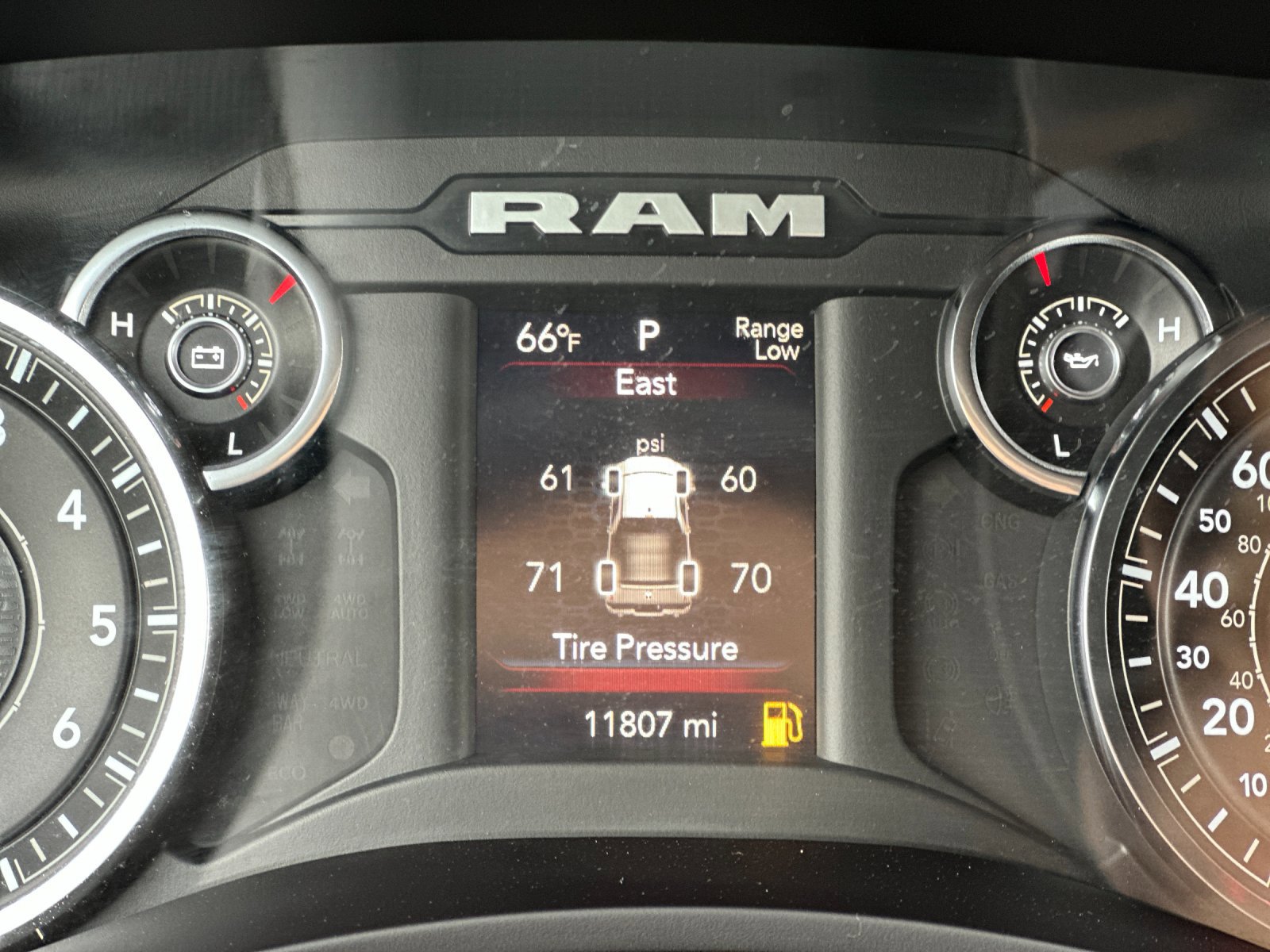 Used 2023 RAM 2500 Tradesman w/ Chrome Appearance Group image 26