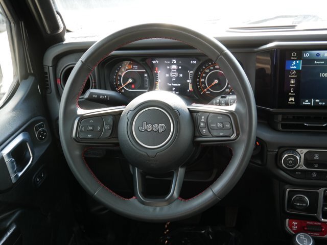 Used 2024 Jeep Wrangler Unlimited Rubicon AWD/4WD image 17