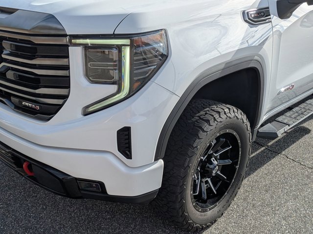 Used 2022 GMC Sierra 1500 AT4 w/ AT4 Preferred Package image 10