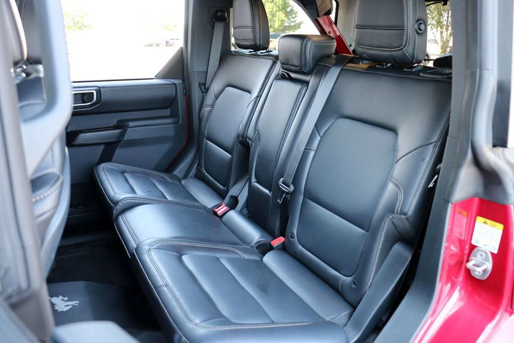 Certified 2025 Ford Bronco Badlands w/ Sasquatch Package AWD/4WD image 22