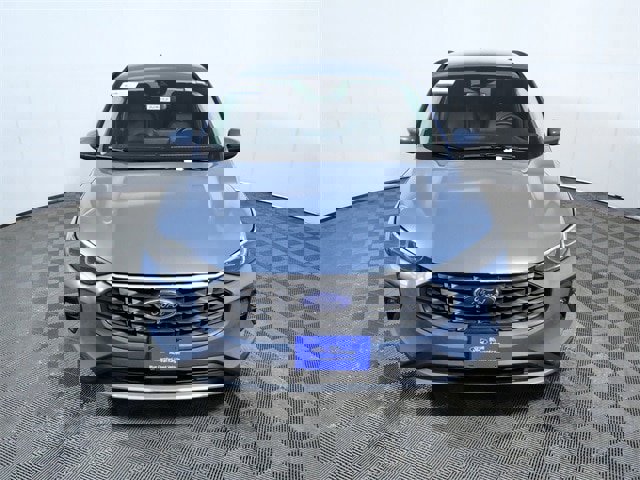 Certified 2025 Ford Escape Platinum image 3