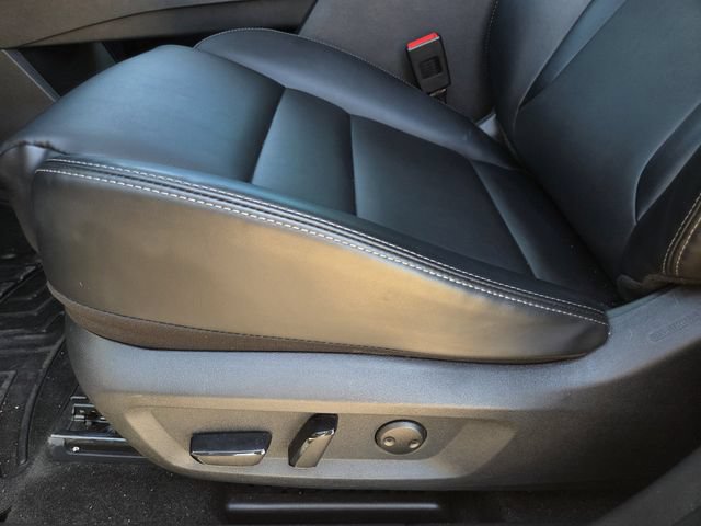 Used 2023 Nissan Rogue SV w/ SV Premium B Package FWD image 15