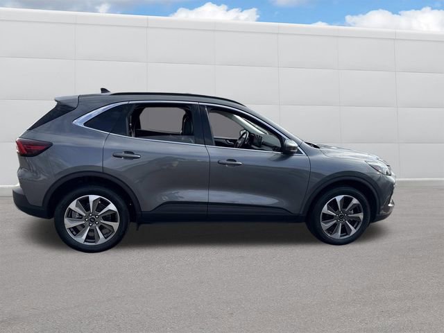 Certified 2024 Ford Escape Platinum image 12