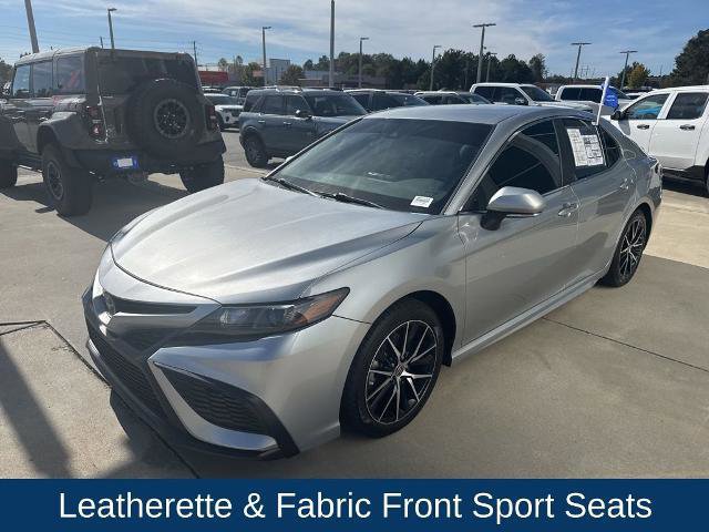 Used 2022 Toyota Camry SE