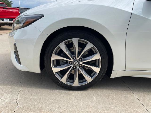 Used 2020 Nissan Maxima Platinum w/ Sport Mat Group FWD image 16