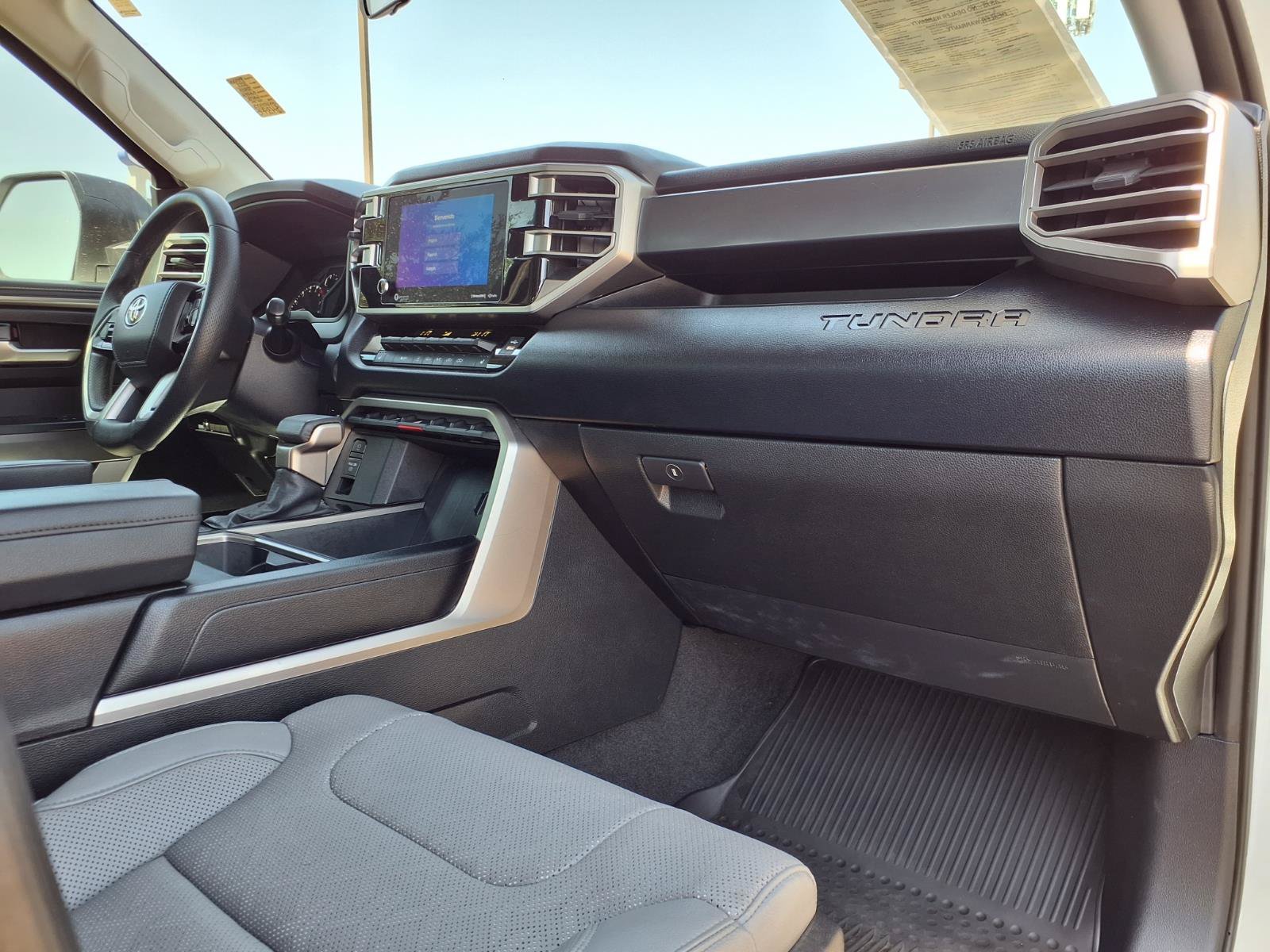 Used 2022 Toyota Tundra SR5 w/ SR5 Premium Package RWD image 10