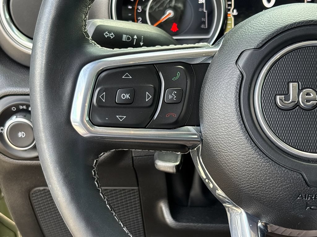 Used 2023 Jeep Wrangler Rubicon w/ LED Lighting Group AWD/4WD image 18