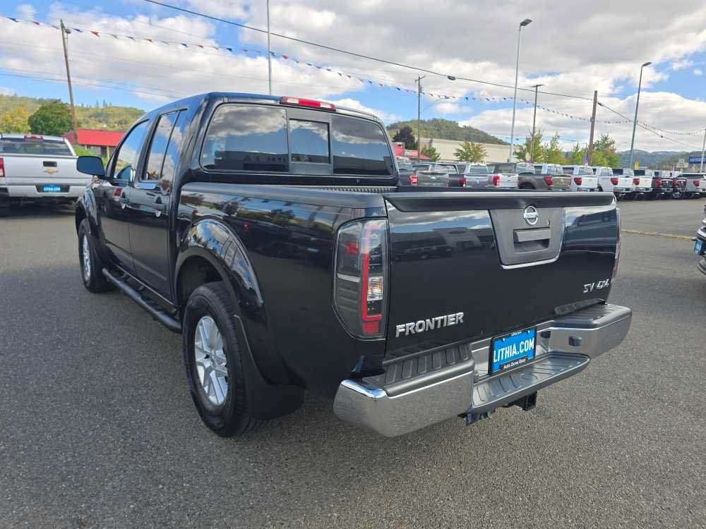 Used 2019 Nissan Frontier SV AWD/4WD image 3