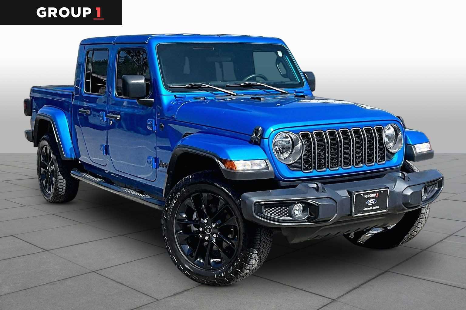 Used 2025 Jeep Gladiator Sport AWD/4WD image 1