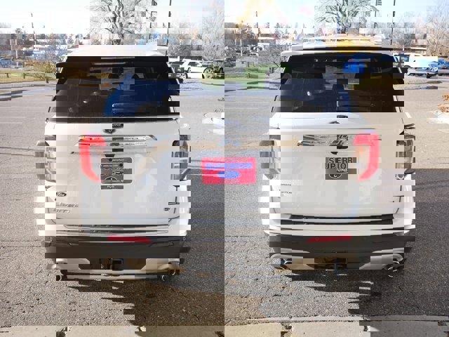 Certified 2020 Ford Explorer Limited w/ Equipment Group 310A image 6