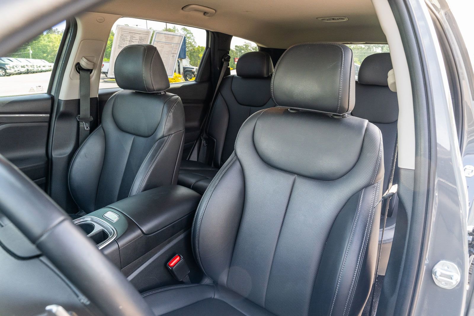 Used 2023 Hyundai Santa Fe XRT FWD image 23