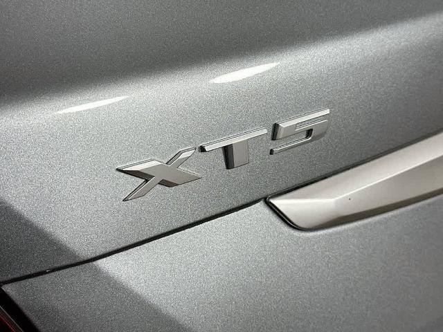 Used 2021 Cadillac XT5 Premium Luxury FWD image 7