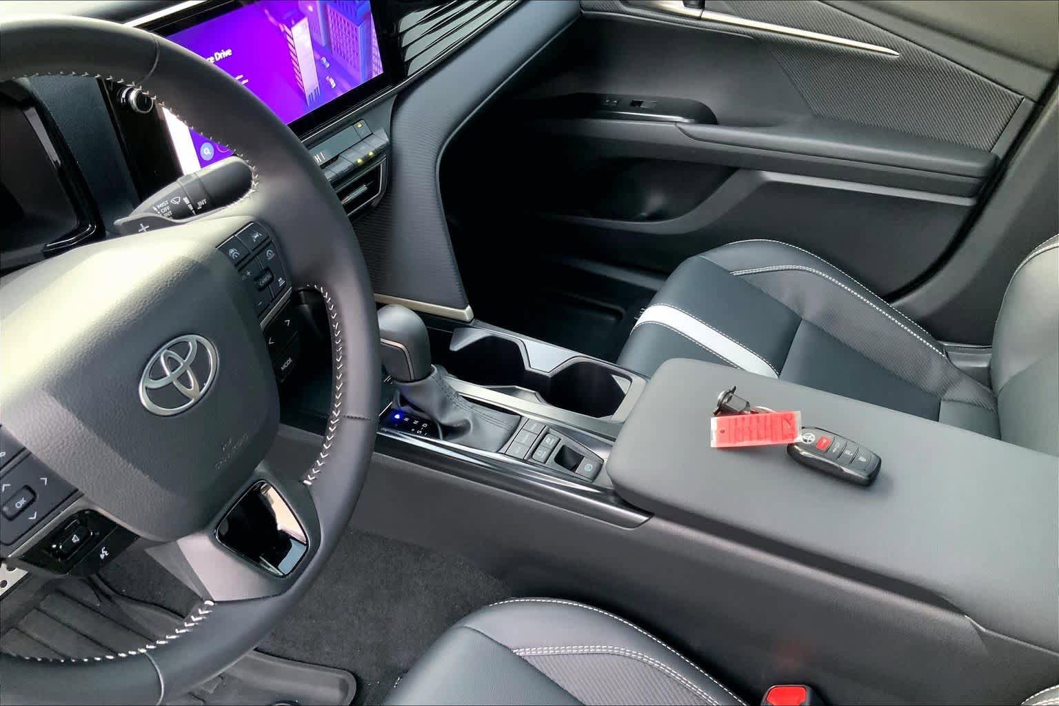 Used 2025 Toyota Camry SE w/ Multimedia Upgrade Package FWD image 16