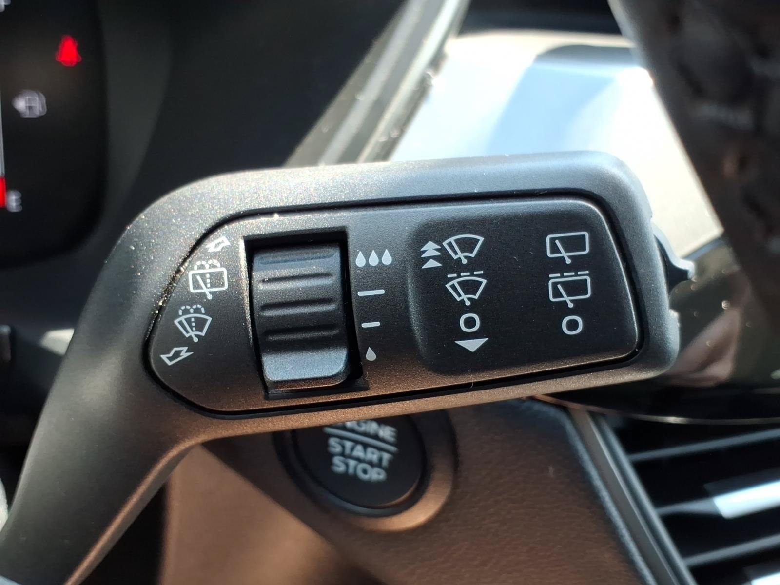 Certified 2024 Ford Escape Active AWD/4WD image 24