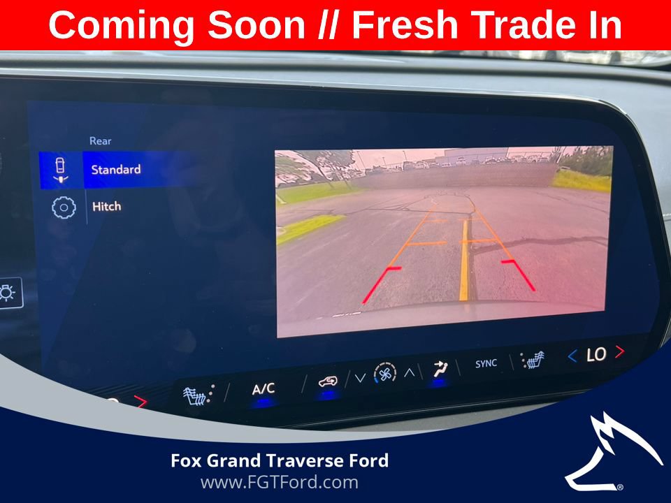 Used 2026 Chevrolet Traverse LT AWD/4WD image 24