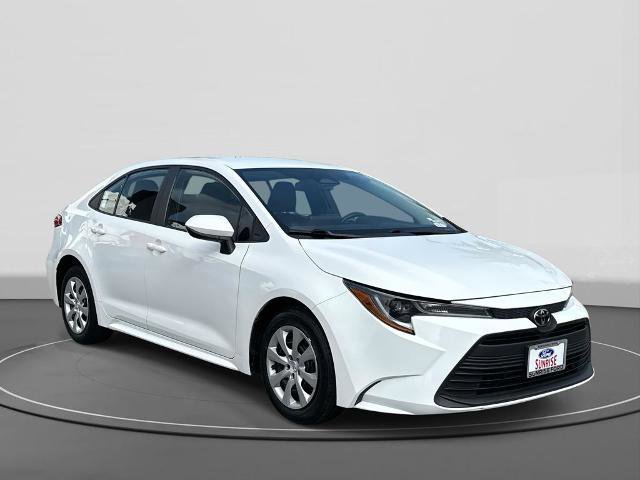 Used 2023 Toyota Corolla LE image 5