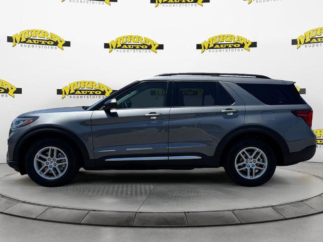 Certified 2025 Ford Explorer Active w/ Active Comfort Package RWD image 2