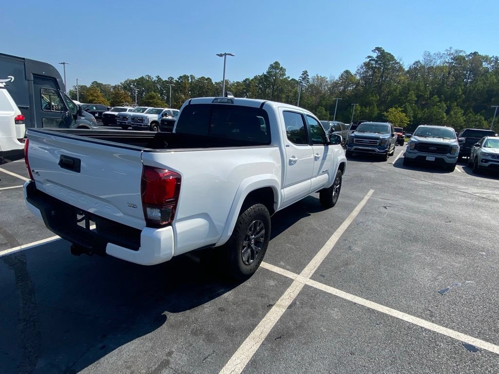 Used 2023 Toyota Tacoma SR5 w/ Technology Package AWD/4WD image 7