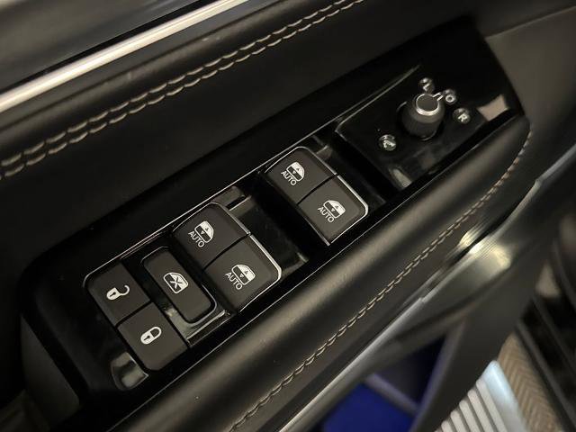 Used 2024 Jeep Grand Wagoneer L Series II w/ Quick Order Packagew 28T image 13