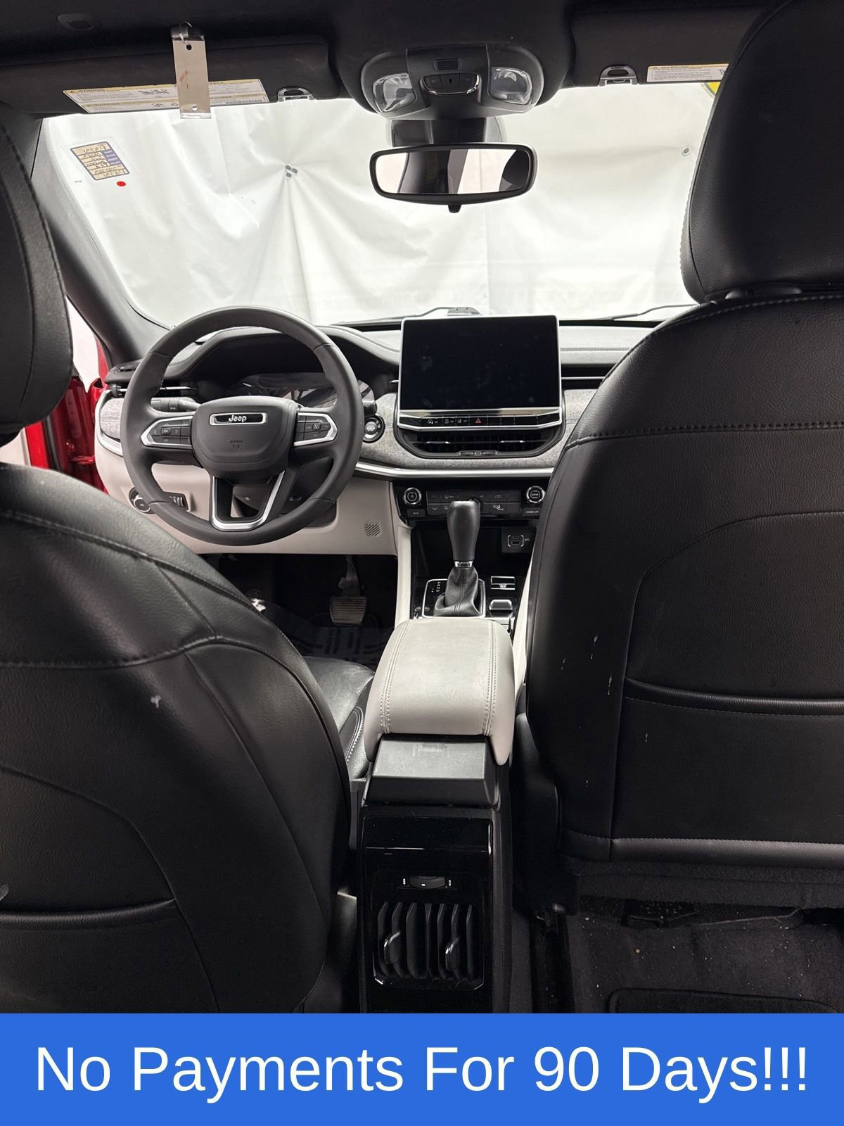 Used 2023 Jeep Compass Latitude image 32