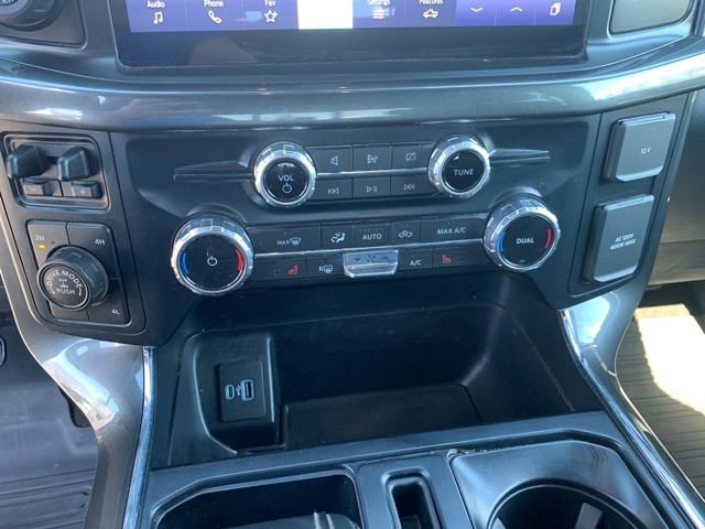 Certified 2022 Ford F150 XLT w/ Equipment Group 302A High image 35