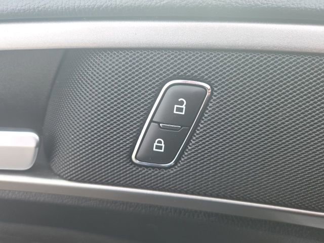 Certified 2019 Ford Fusion SE image 18