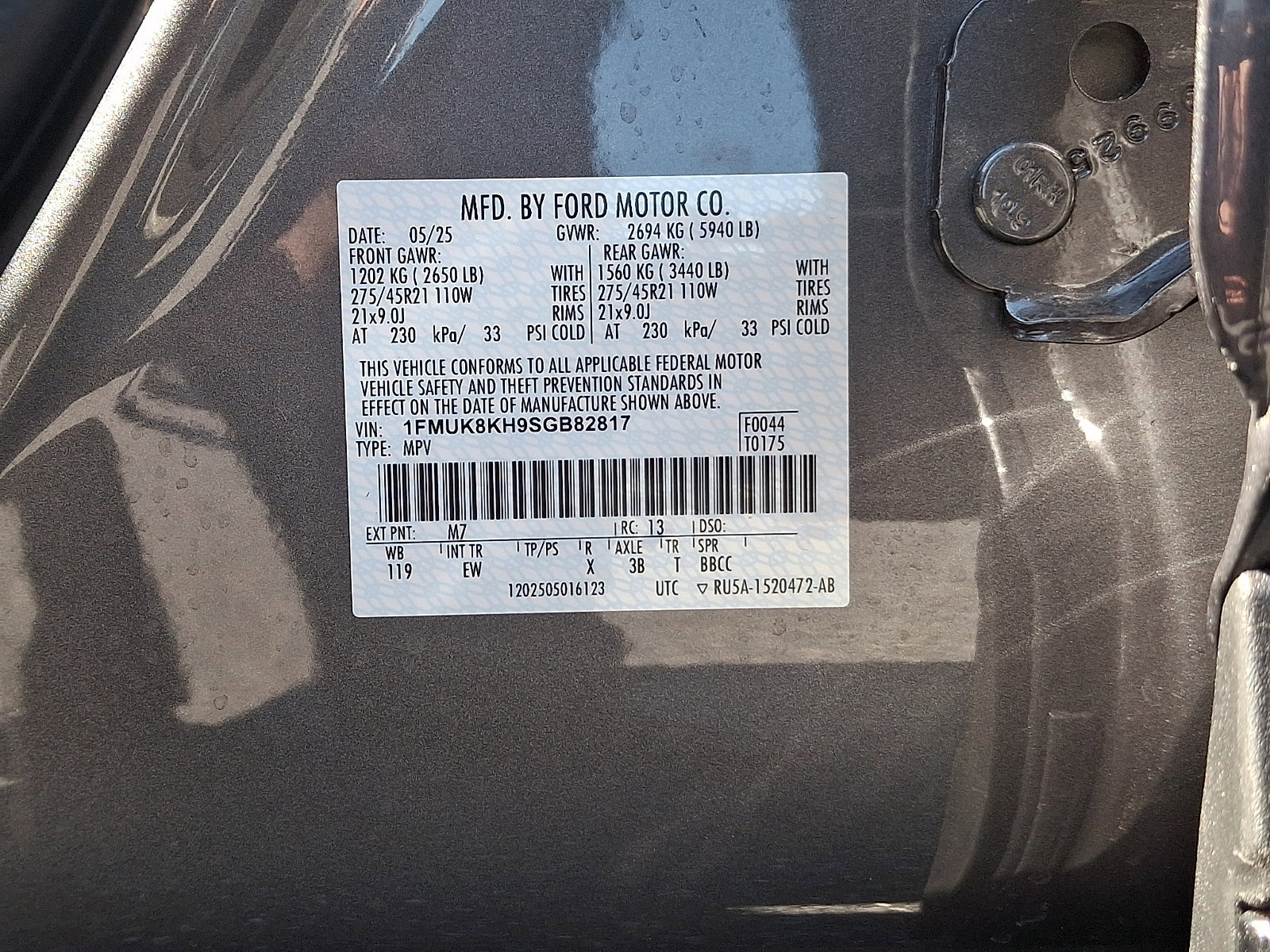 Certified 2025 Ford Explorer ST-Line w/ Premium Package image 30