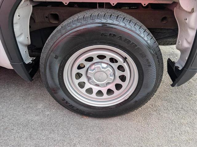 Used 2022 GMC Sierra 1500 Pro w/ Pro Value Package image 4