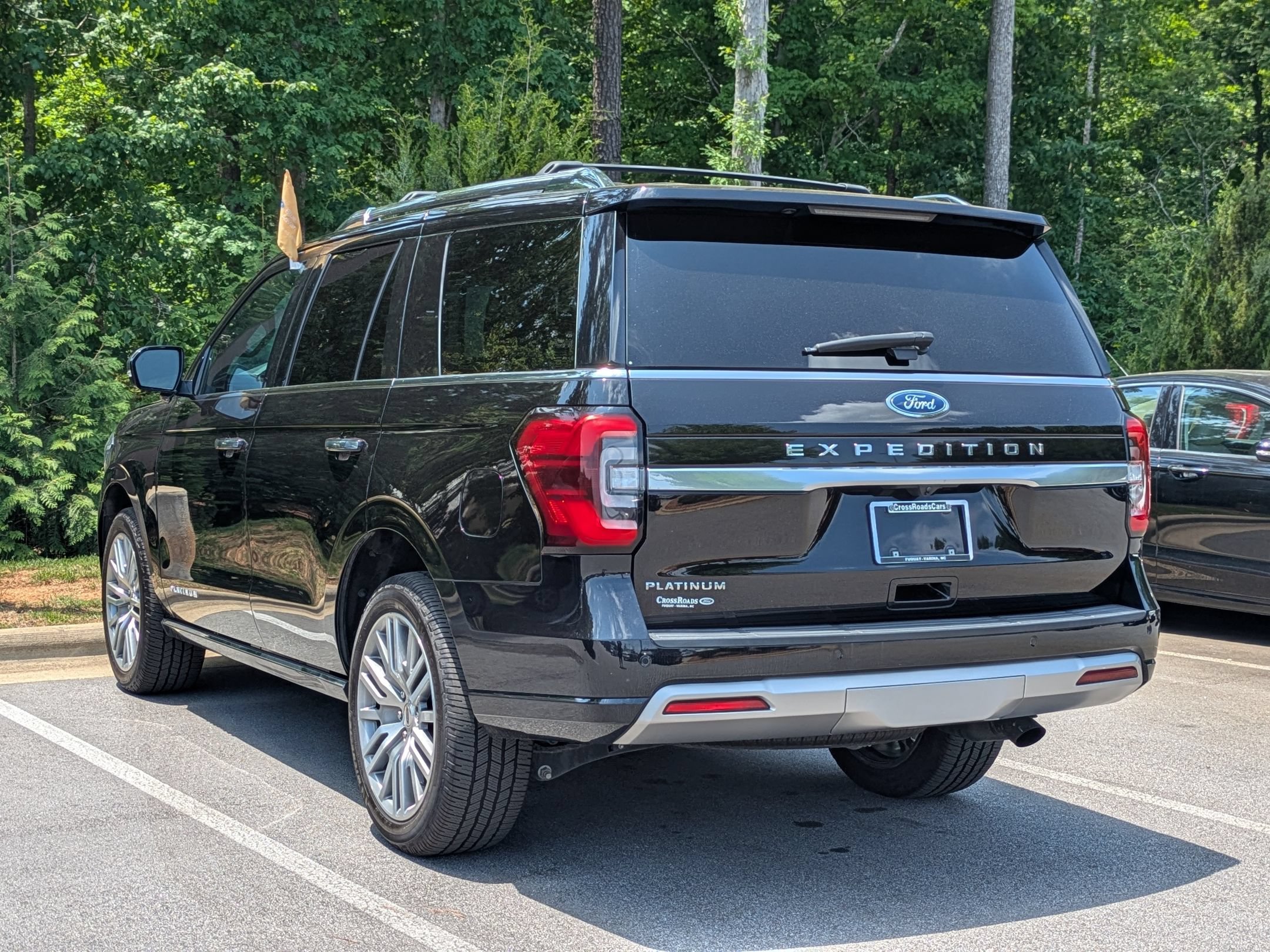 Certified 2023 Ford Expedition Platinum AWD/4WD image 5
