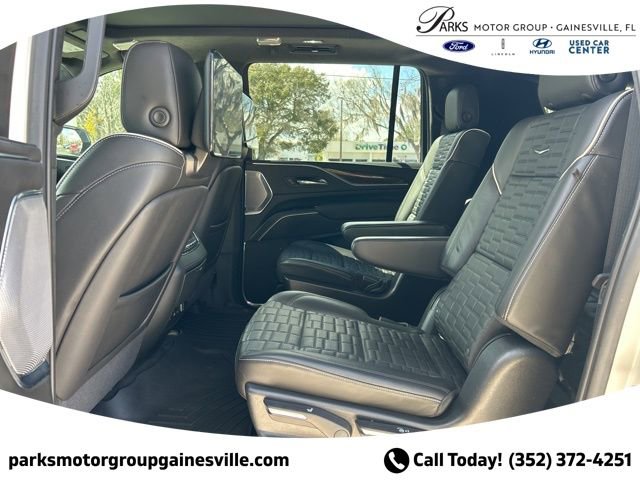 Used 2021 Cadillac Escalade ESV Sport Platinum image 13