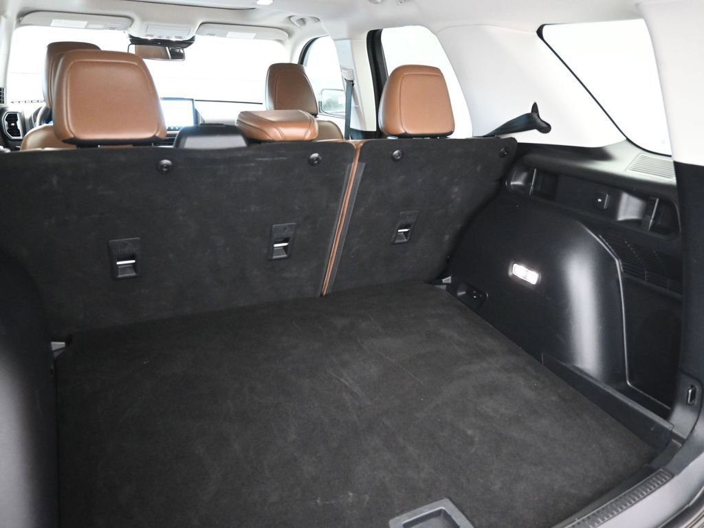 Certified 2025 Ford Bronco Sport Outer Banks w/ Outer Banks Tech Package+ image 36