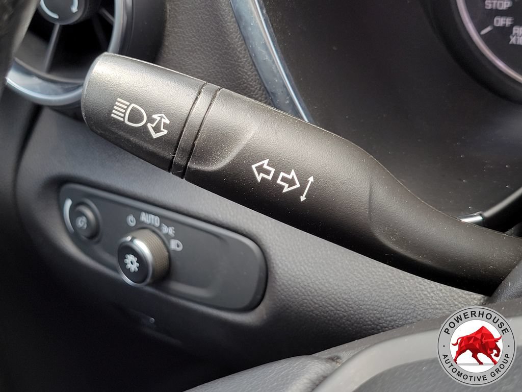 Used 2020 Chevrolet Blazer LT FWD image 30