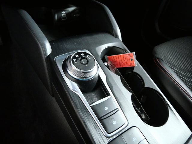 Certified 2025 Ford Escape ST-Line Select AWD/4WD image 18