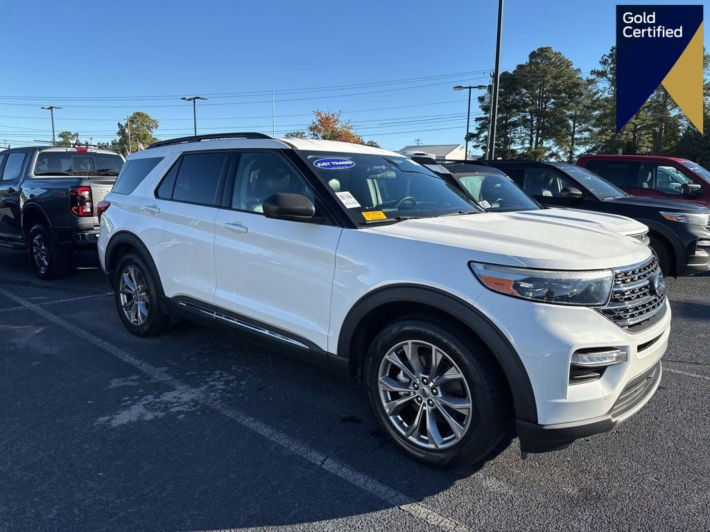 Certified 2022 Ford Explorer XLT w/ Equipment Group 202A