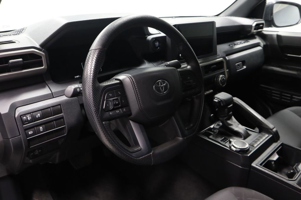 Used 2024 Toyota Tacoma SR AWD/4WD image 24