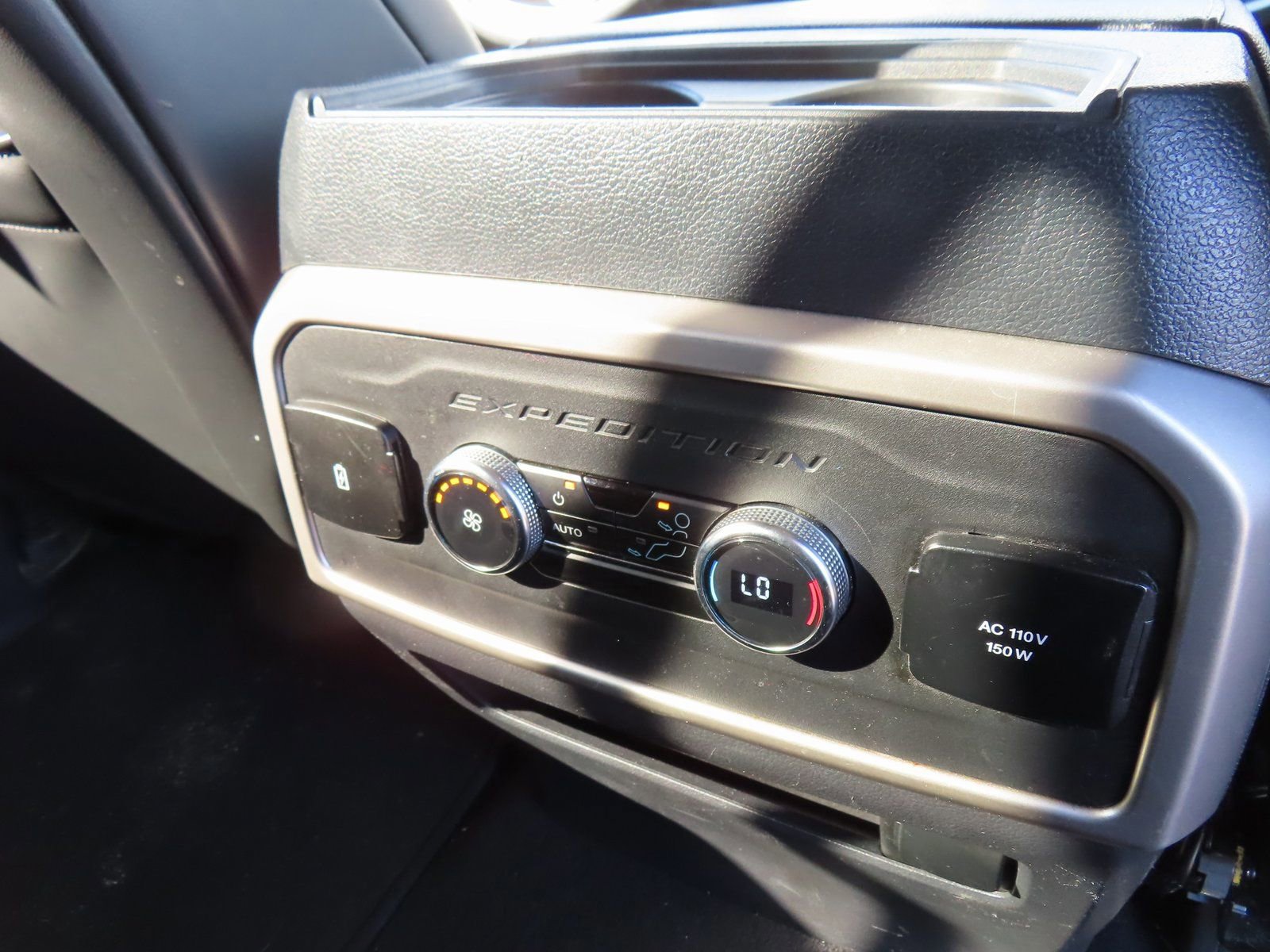 Certified 2024 Ford Expedition Max XLT image 36