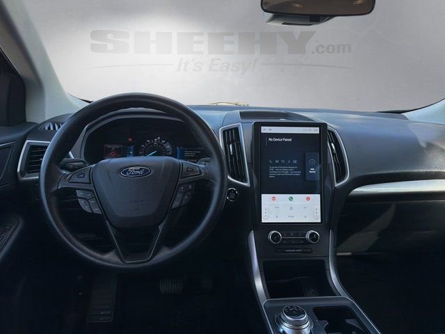 Certified 2022 Ford Edge SE w/ Black Appearance Package image 3