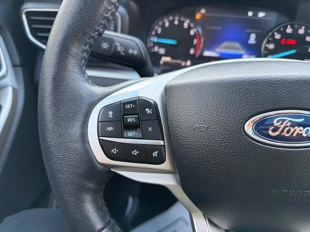 Certified 2022 Ford Explorer XLT w/ Equipment Group 202A image 22