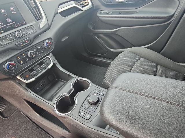 Used 2023 GMC Terrain SLE w/ Driver Convenience Package FWD image 23