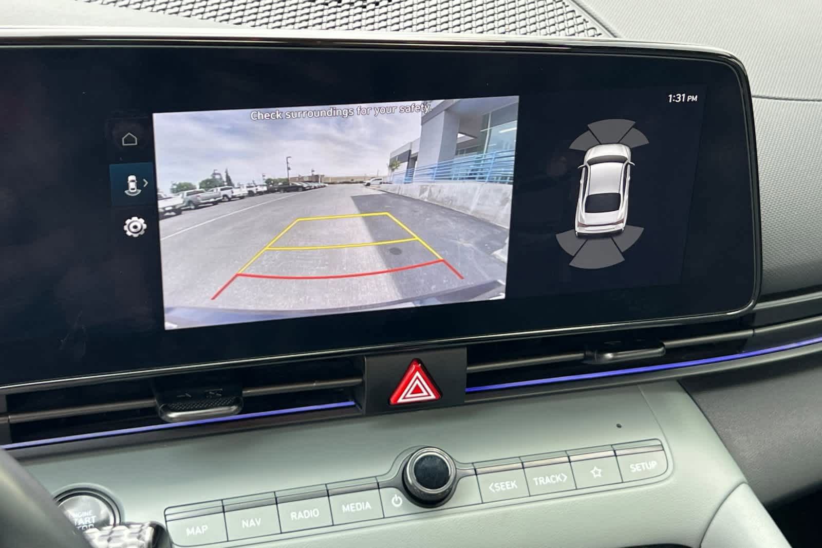 Used 2024 Hyundai Elantra Limited image 20