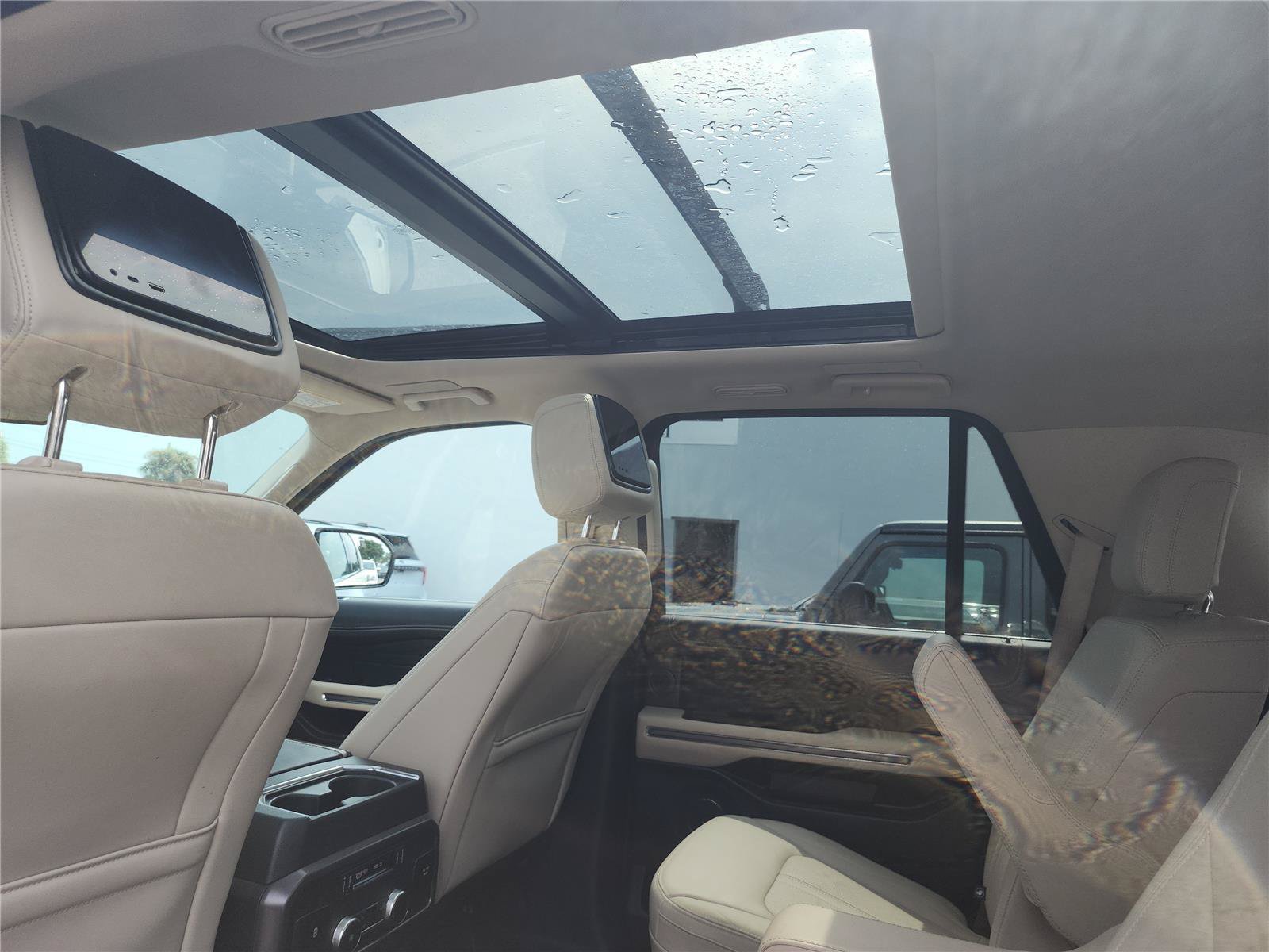 Certified 2023 Ford Expedition Platinum AWD/4WD image 19
