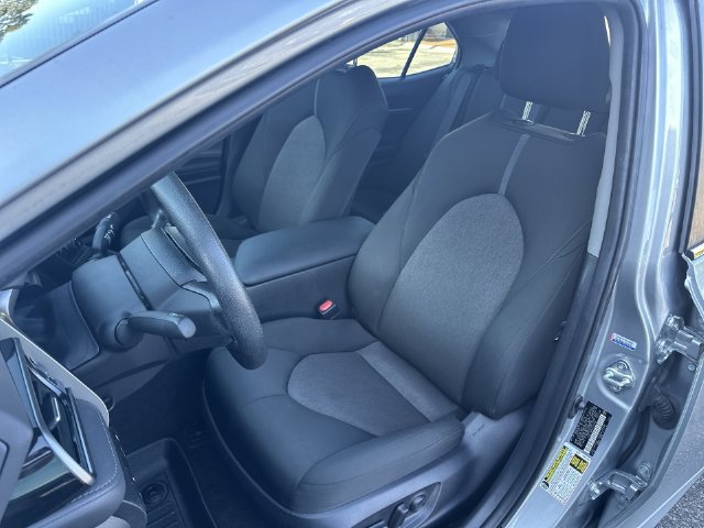 Used 2023 Toyota Camry LE FWD image 12