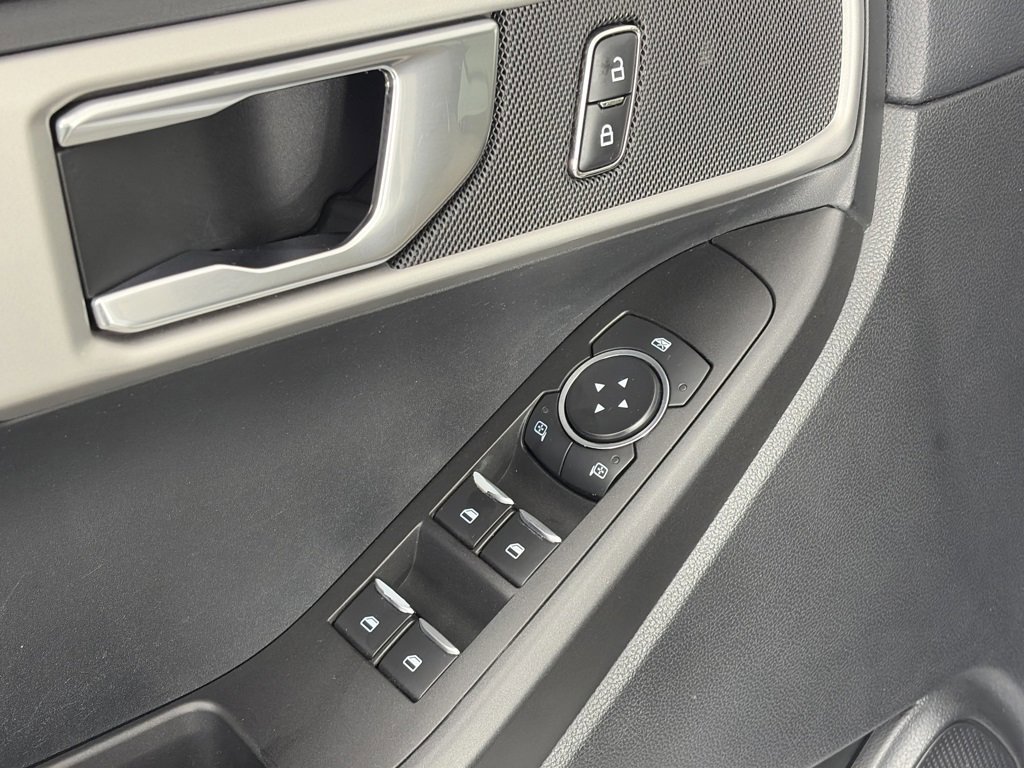 Certified 2022 Ford Explorer 4WD image 24