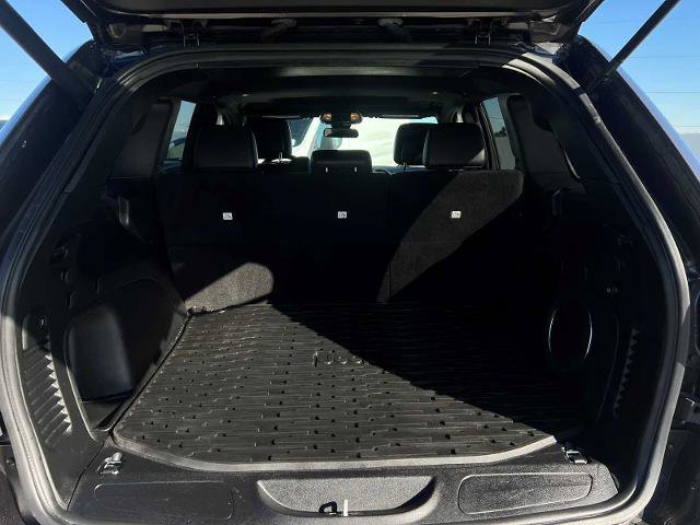 Used 2021 Jeep Grand Cherokee Laredo X image 13