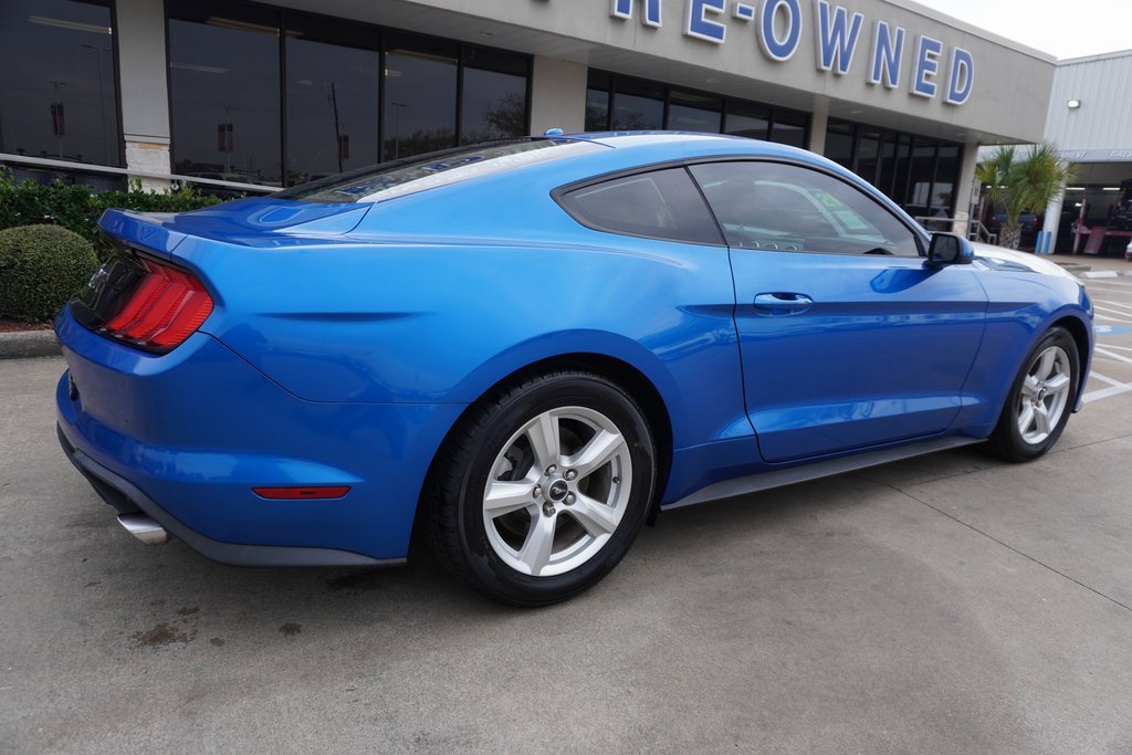 Certified 2019 Ford Mustang Coupe image 6
