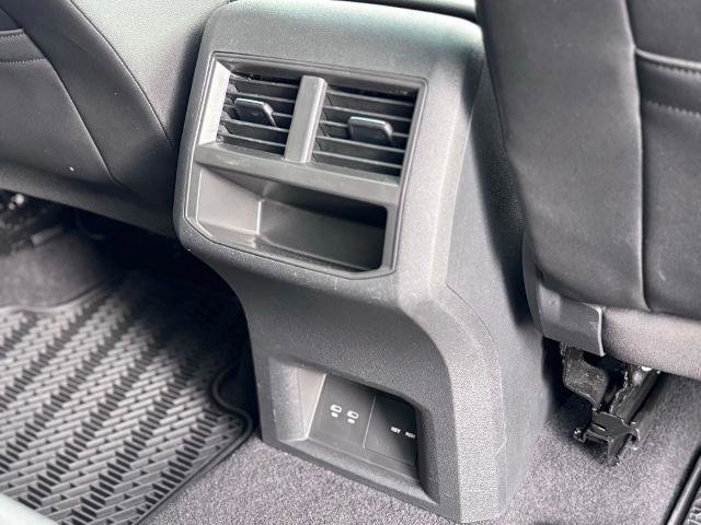 Used 2023 Volkswagen Atlas Cross Sport SE w/ Panoramic Sunroof Package image 20